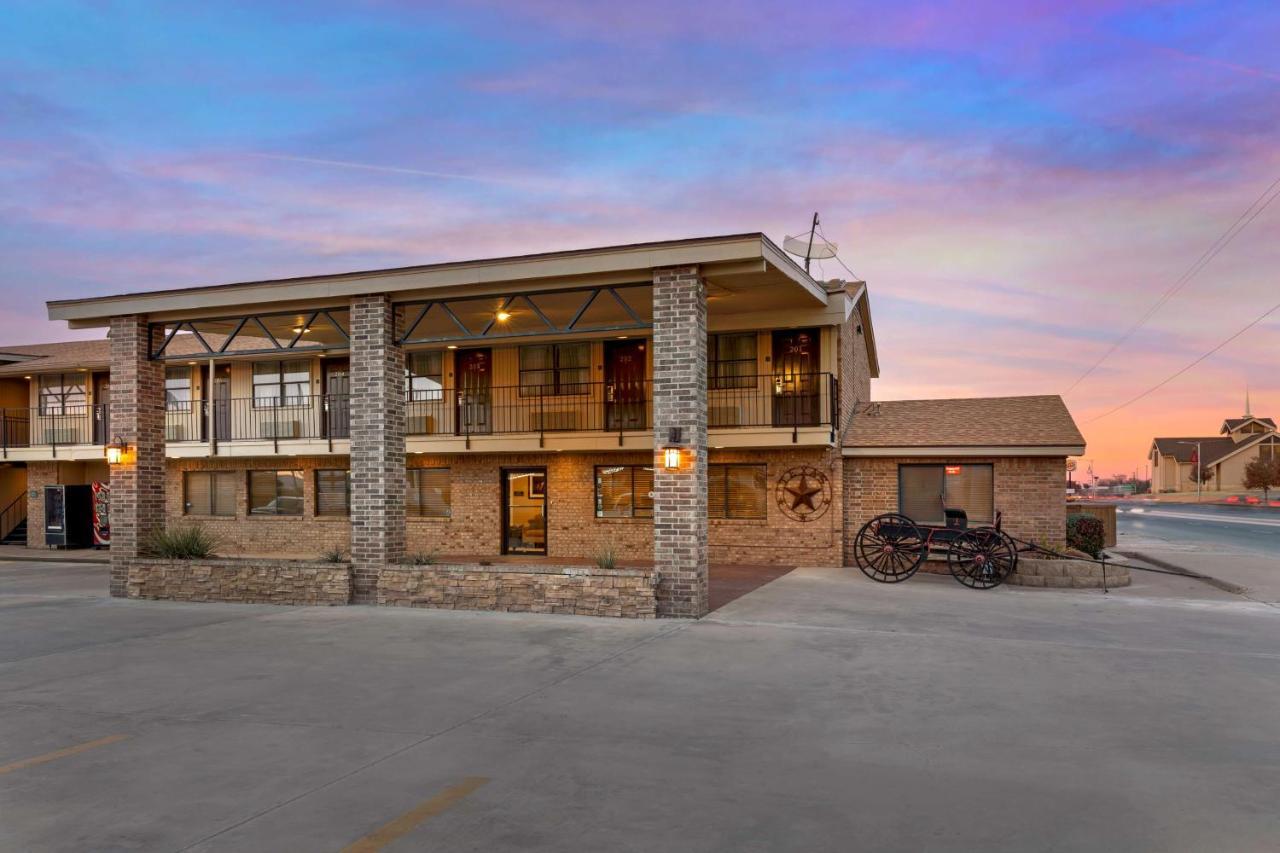 Best Western Caprock Inn Brownfield Extérieur photo